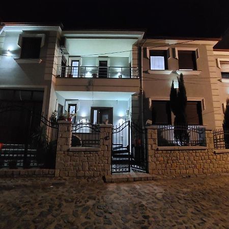 Guesthouse Kocibelli Korce Eksteriør bilde